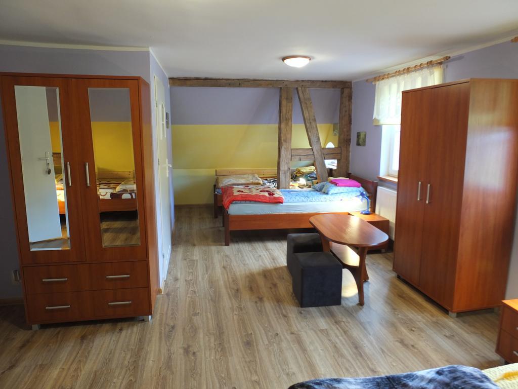 Dwor Klewiny Villa Luaran gambar